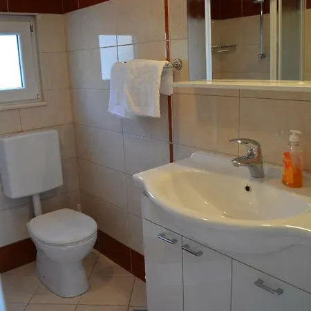 Apartment Lili Tucepi