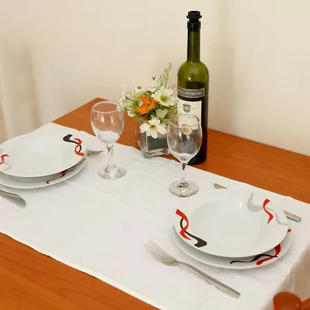 Lili Apartment Tucepi